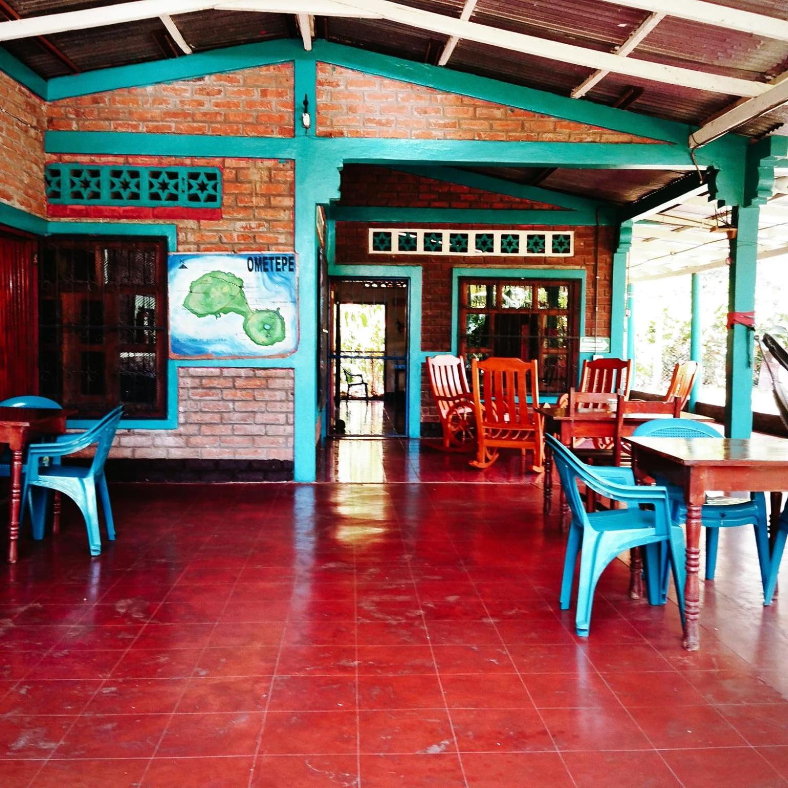 El Gueis Hostel Balgue Exterior photo
