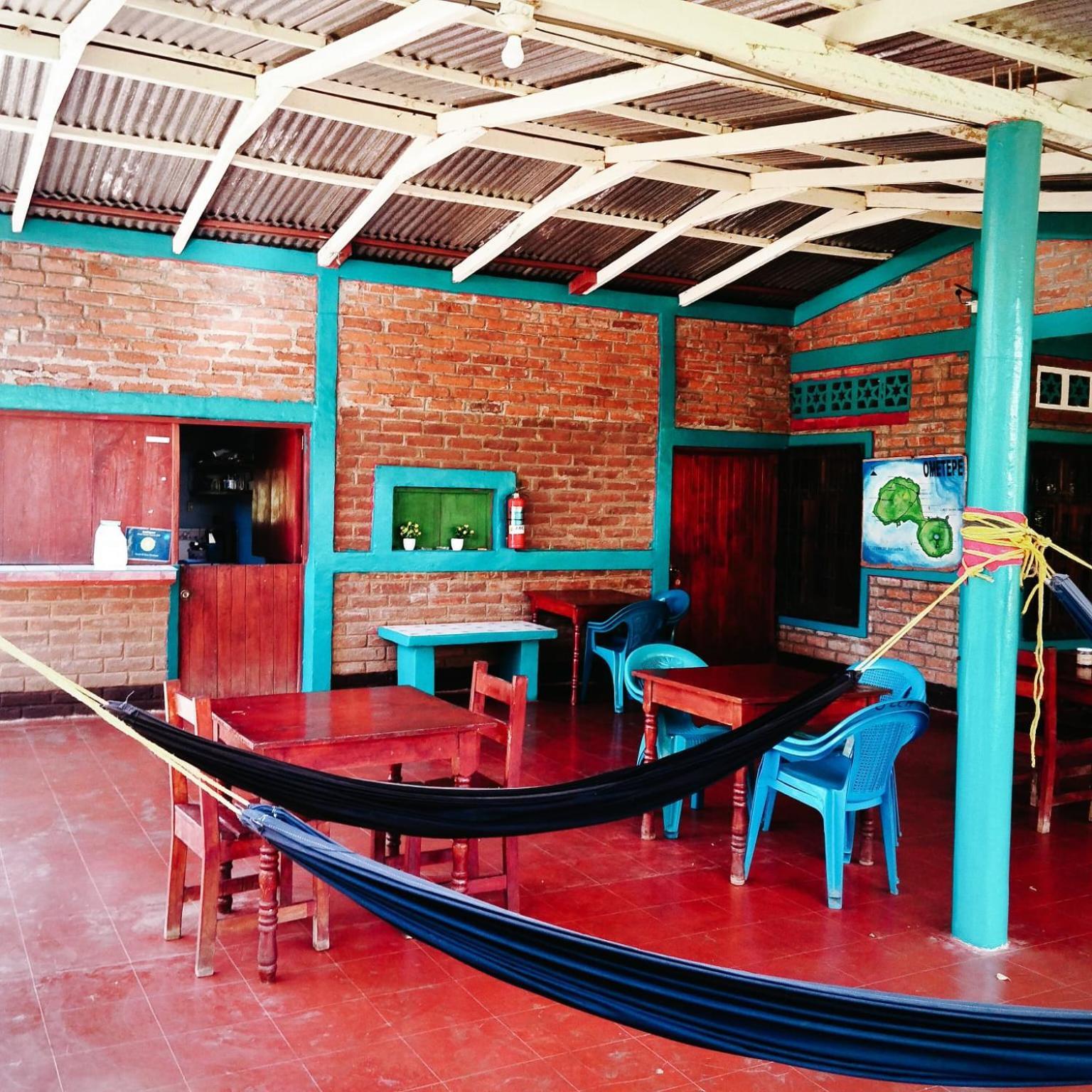 El Gueis Hostel Balgue Exterior photo